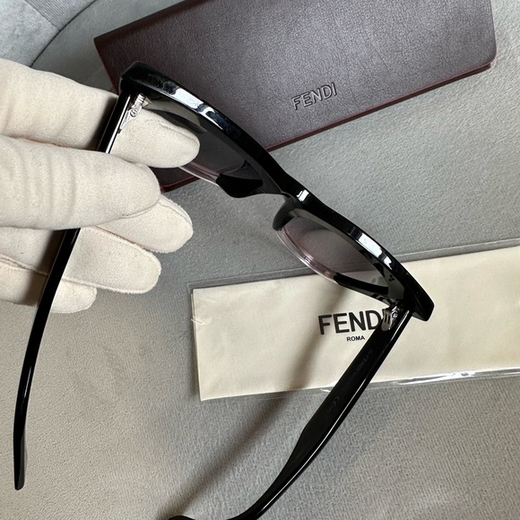 Fendi Black and Gray cat eye Sunglasses - Picture 7 of 16